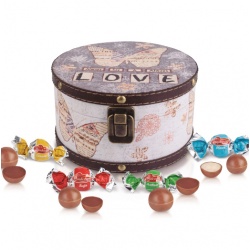 BAÚL MARIPOSAS CON SURTIDO DE BOMBONES
