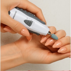 SET DE MANICURA Y PEDICURA 5 EN 1
